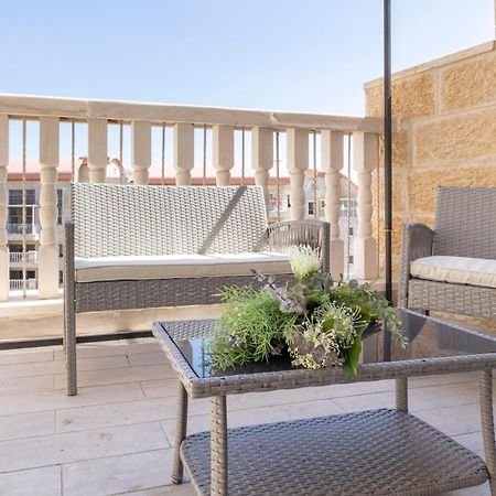 Stylish 1 Bedrooms Parking At City Gate Jerusalém Exterior foto